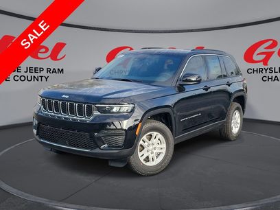 New 2025 Jeep Grand Cherokee Laredo w/ Luxury Tech Group I