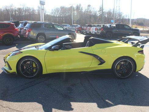 Used 2022 Chevrolet Corvette Stingray Preferred Conv w/ Z51 Performance Package image 4
