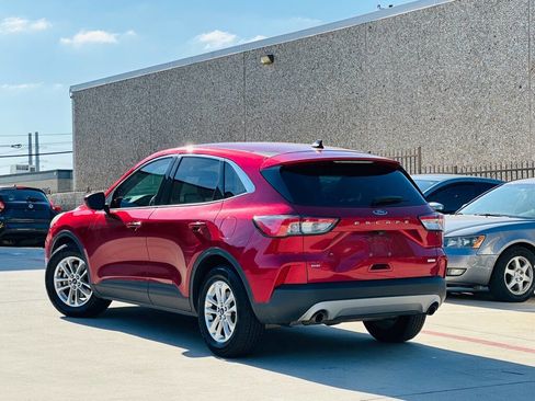 Used 2020 Ford Escape SE FWD image 7