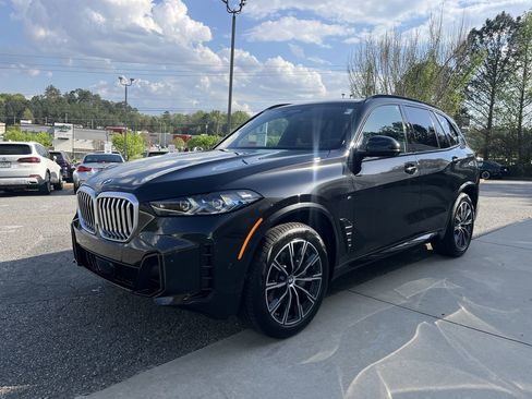 Certified 2025 BMW X5 sDrive40i w/ M Sport Package image 4