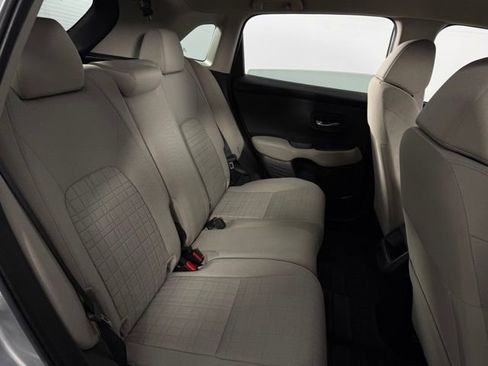 Used 2023 Honda HR-V LX image 16