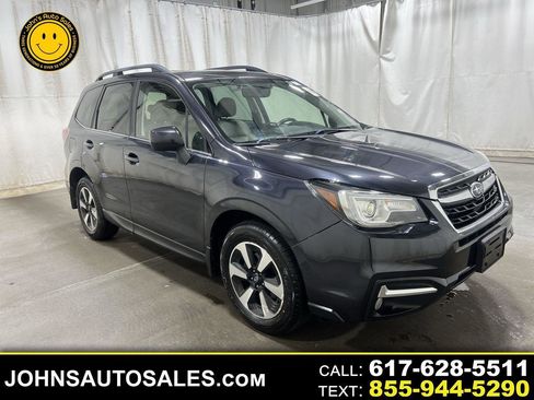 Used 2017 Subaru Forester 2.5i Limited AWD/4WD image 1