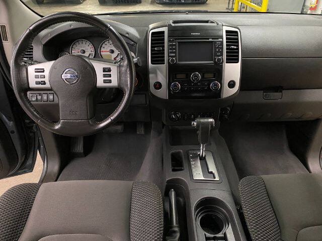 Used 2019 Nissan Frontier PRO-4X AWD/4WD image 18