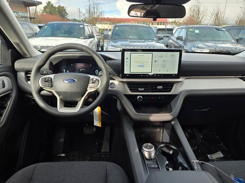 New 2026 Ford Explorer Active image 11