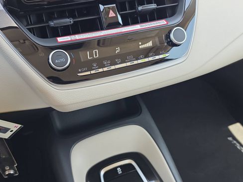 New 2026 Toyota Corolla LE FWD image 20