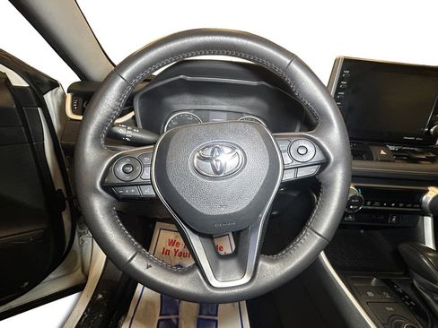 Certified 2022 Toyota RAV4 XLE w/ Convenience Package image 12