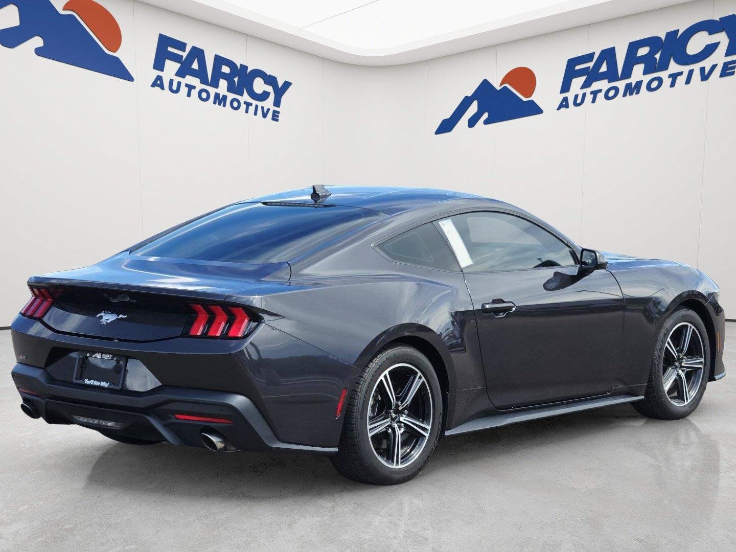 Certified 2024 Ford Mustang Coupe RWD image 5