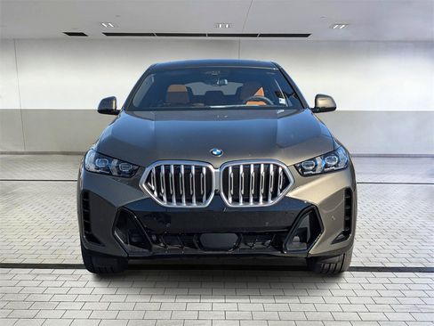 New 2026 BMW X6 xDrive40i w/ Executive Package image 8