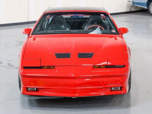Used 1988 Pontiac Firebird Trans Am RWD image 4