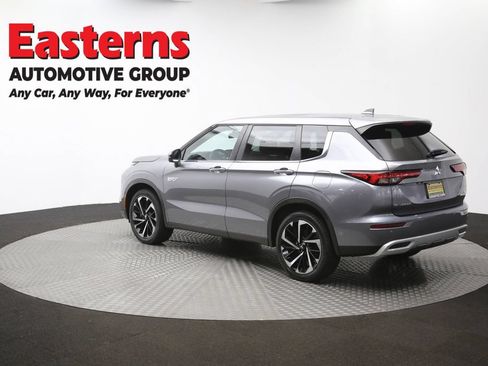 Used 2023 Mitsubishi Outlander SE AWD/4WD image 64