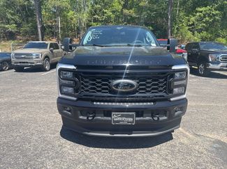 Used 2025 Ford F250 XLT w/ Black Appearance Package AWD/4WD video 2