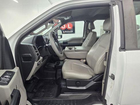 Used 2019 Ford F250 XL w/ STX Appearance Package image 12