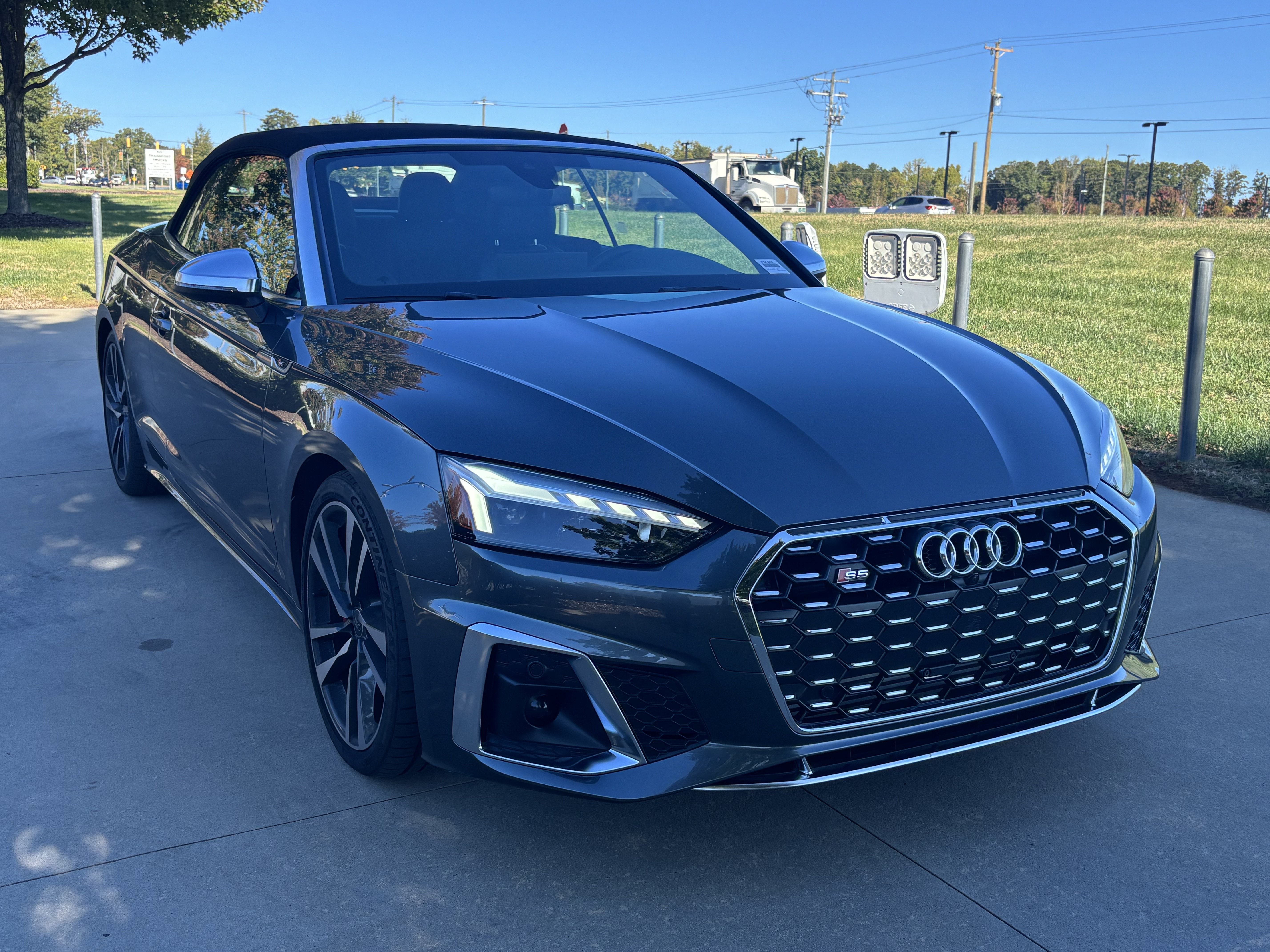 Used 2024 Audi S5 Premium Plus w/ Premium Plus Package AWD/4WD image 3
