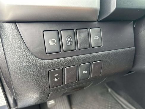 Used 2019 Toyota Highlander Limited AWD/4WD image 20