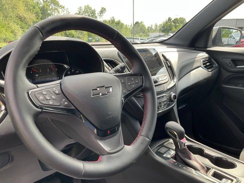 Used 2024 Chevrolet Equinox RS AWD/4WD image 19