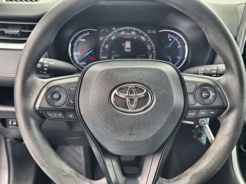 Used 2023 Toyota RAV4 LE image 22