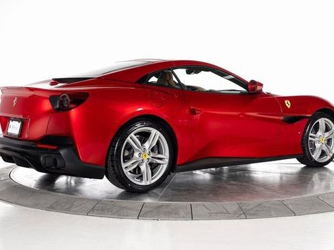 Certified 2019 Ferrari Portofino image 2