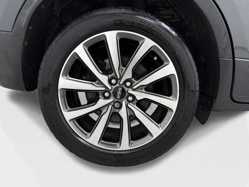 Used 2019 Lincoln MKC Reserve FWD image 50