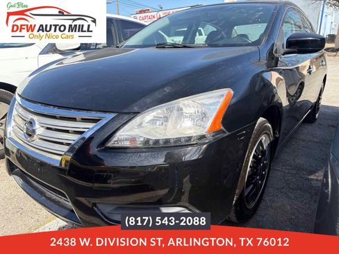 Used 2015 Nissan Sentra SV image 1
