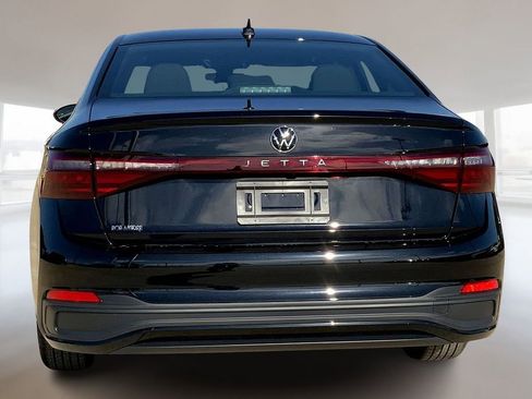 Used 2026 Volkswagen Jetta Sport FWD image 4