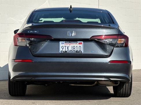Certified 2025 Honda Civic Sport image 9