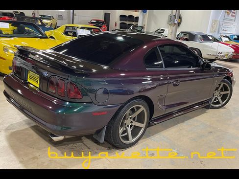 Used 1996 Ford Mustang Cobra image 2