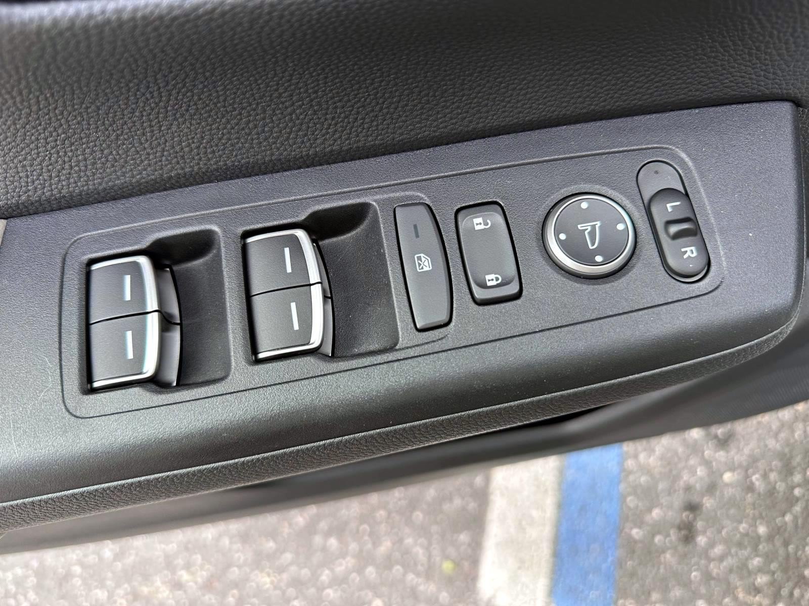 Used 2024 Honda CR-V EX-L image 9