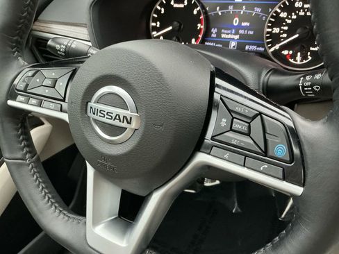 Used 2021 Nissan Altima 2.5 SL FWD image 20