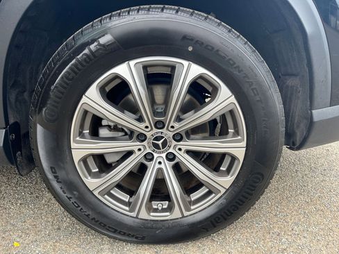 Used 2024 Mercedes-Benz GLC 300 image 30