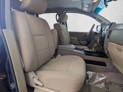 Used 2015 Nissan Titan SV w/ SV Value Truck Package RWD image 21