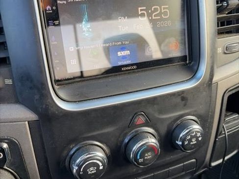 Used 2016 RAM 1500 Express RWD image 35