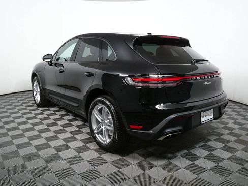 Used 2026 Porsche Macan AWD/4WD image 3