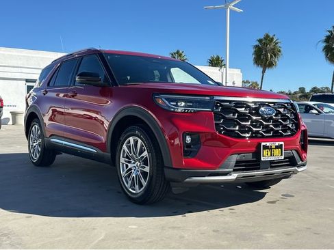 New 2026 Ford Explorer Platinum image 3