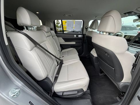 Used 2026 Hyundai Santa Fe SEL FWD image 24