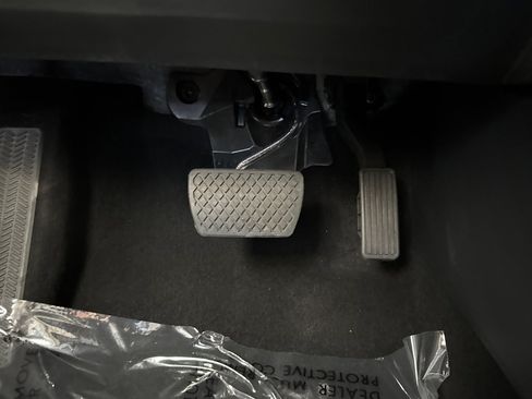 Used 2026 Honda HR-V EX-L image 39