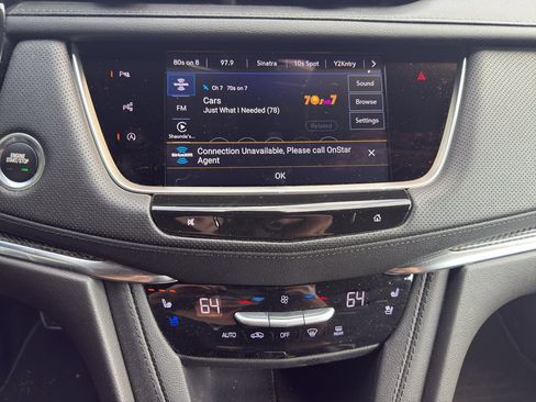 Used 2023 Cadillac XT5 Sportv w/ Technology Package AWD/4WD image 9