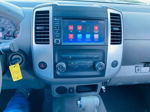 Used 2019 Nissan Frontier SV image 27