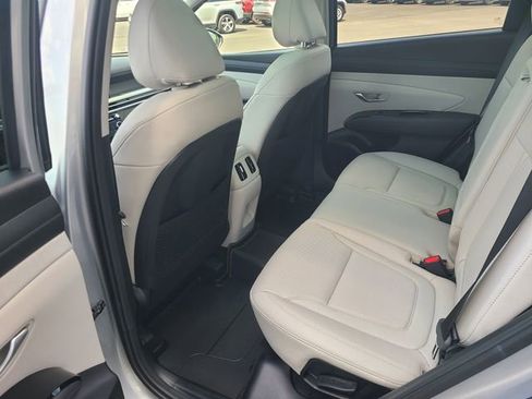 Used 2025 Hyundai Tucson Limited FWD image 18