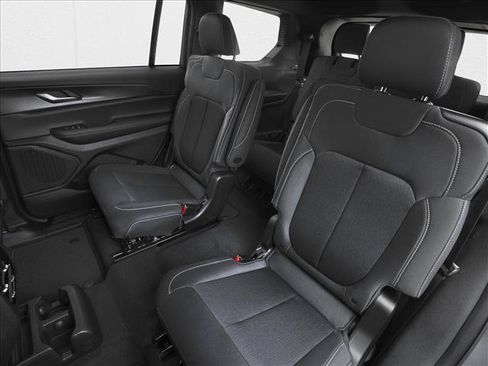 New 2027 Jeep Grand Cherokee L Limited AWD/4WD image 9