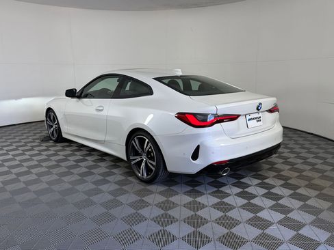 Certified 2023 BMW 430i Coupe w/ Premium Package RWD image 3