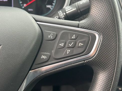 Used 2025 Chevrolet Malibu LT FWD image 17