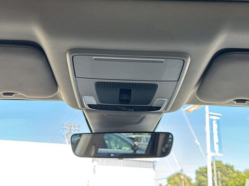 Used 2025 Honda CR-V EX-L image 17