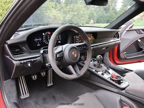 Used 2026 Porsche 911 GT3 RWD image 24
