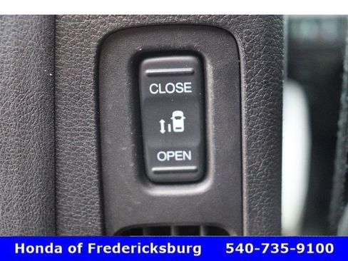 Used 2022 Honda Odyssey EX image 23