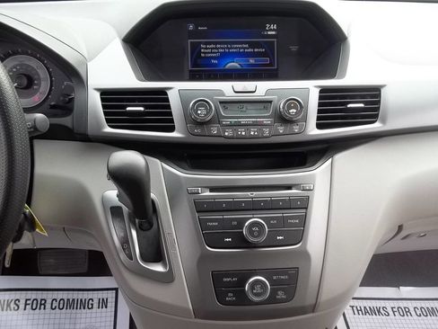 Used 2014 Honda Odyssey LX image 19