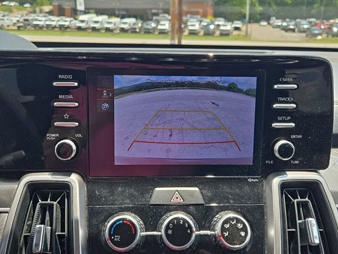 Used 2022 Kia Sorento LX FWD image 7