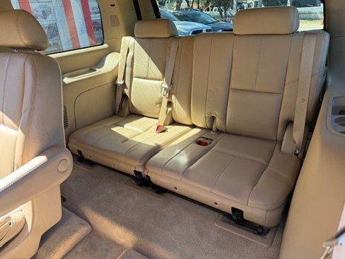Used 2008 GMC Yukon Denali image 17