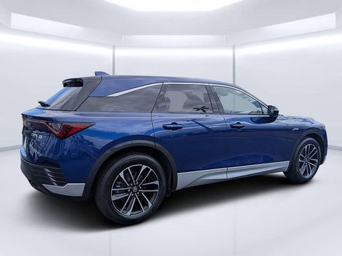 Used 2024 Acura ZDX A-Spec image 3
