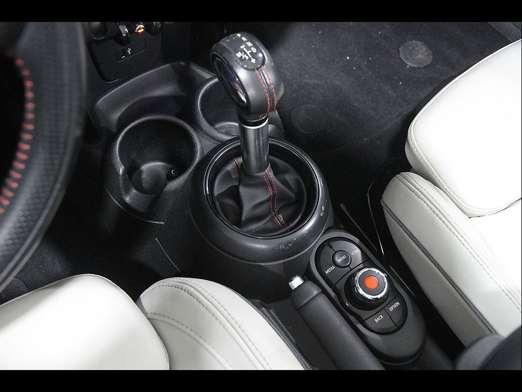 Used 2019 MINI Cooper S w/ Premium Package FWD image 15