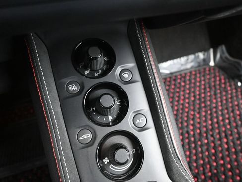 Used 2020 Lotus Evora RWD image 28